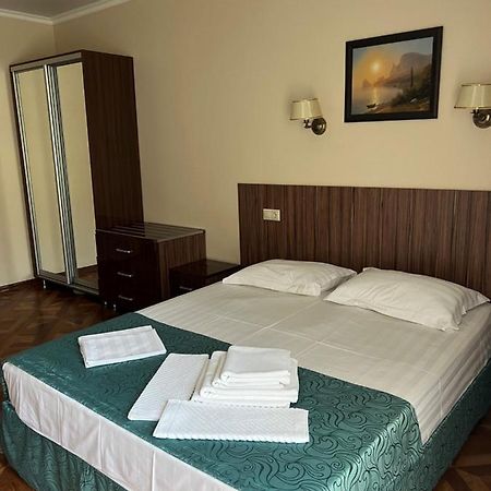Guest House Ritsa กากรา ภายนอก รูปภาพ