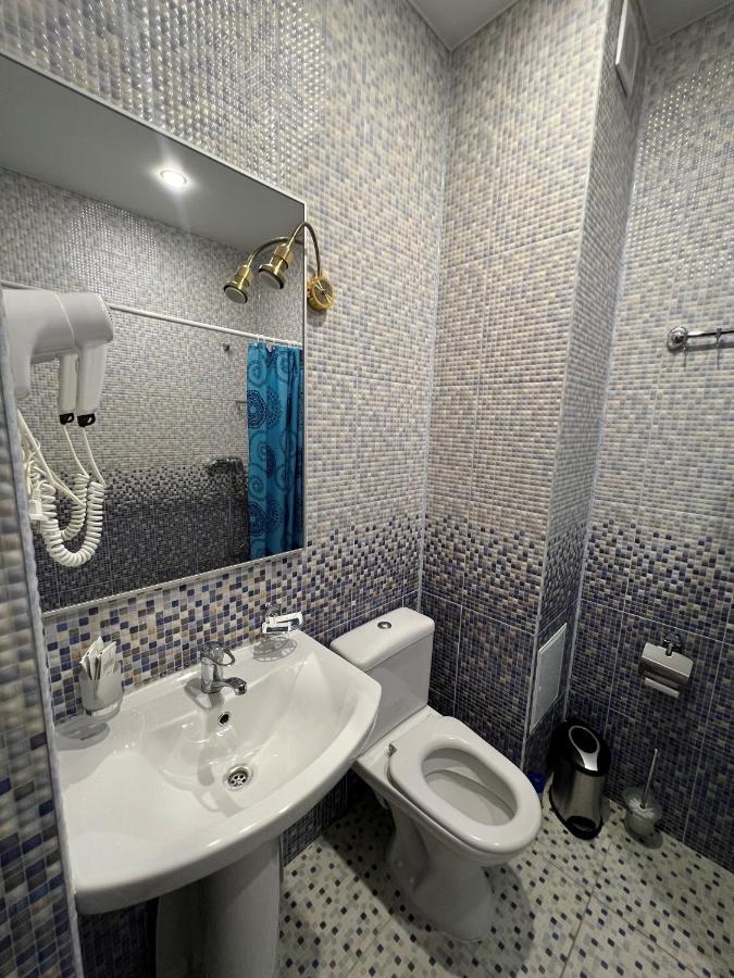 Guest House Ritsa กากรา ภายนอก รูปภาพ